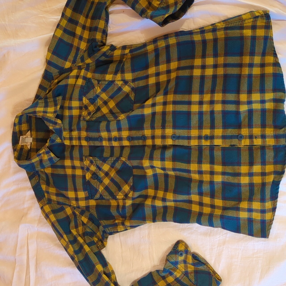 Duluth Trading Co Women's Flannel Plaid Shirt in Blue and Yellow